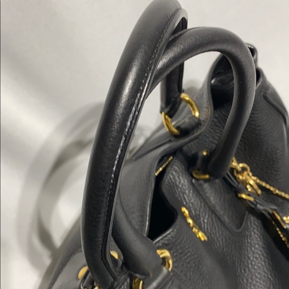 Prada 
Black Vitello Daino Leather Tote Bag - Picture 12 of 14
